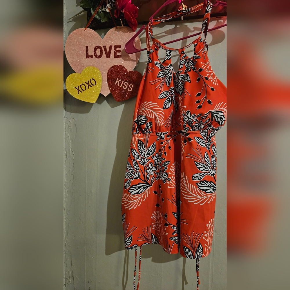 Size 3XL  orange and white pattern Swimwear brand New without tags
